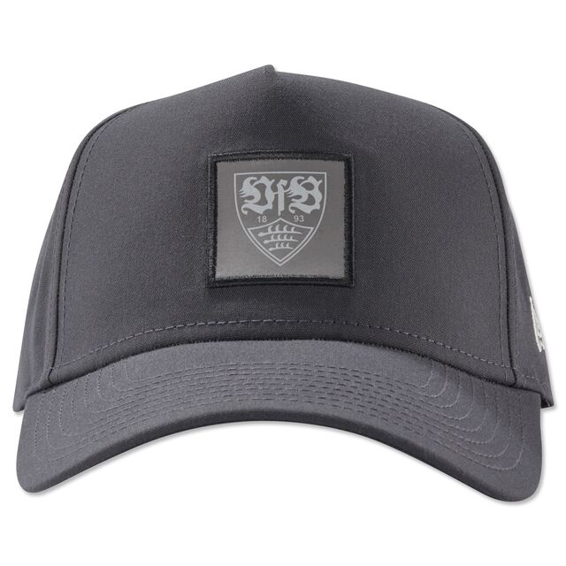 graue Kappe mit VfB Wappen auf der Vorderseite