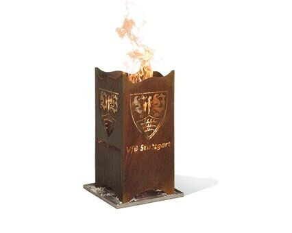 Feuerschale aus Metall mit VfB Wappen und echtem Feuer