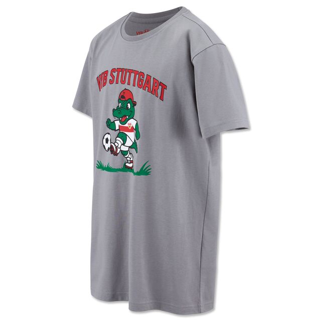 graues T-Shirt mit Grafik von Fritzle beim Fußballspielen und darüber der roten Aufschrift VfB Stuttgart