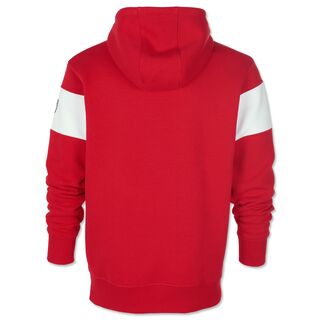 rote Rückseite des Hoodies mit weißem Streifen an den Ärmeln