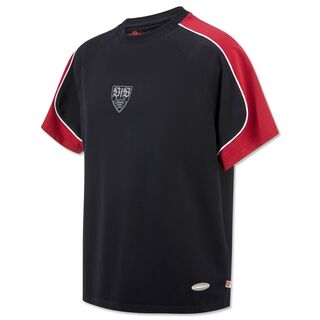 schwarz-rotes T-Shirt im 2000er Look mit kleinem VfB Wappen in der Mitte