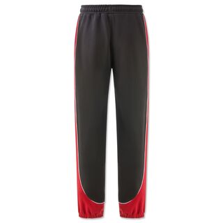 schwarz-rote Rückseite der VfB Sweatpants Y2K