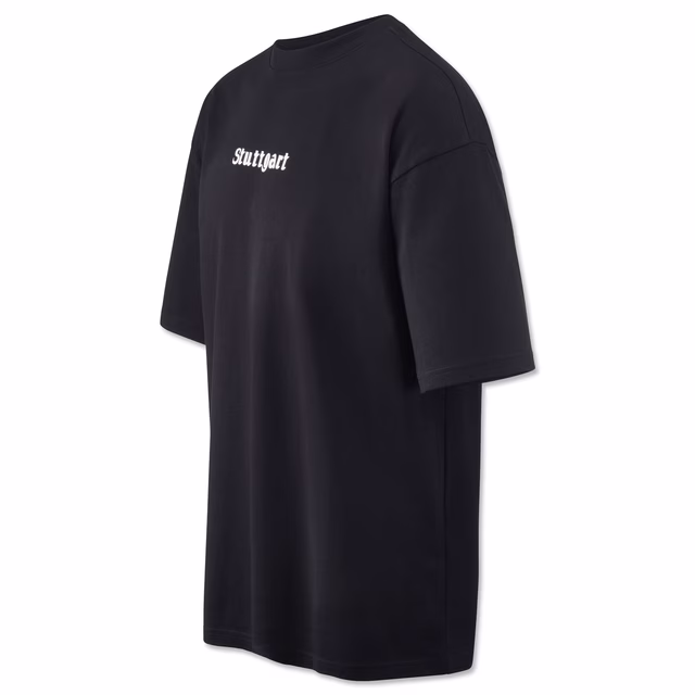 schwarzes T-Shirt mit kleinem weißen Stuttgart Schriftzug
