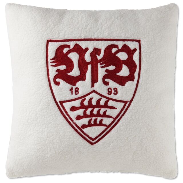 weißes Kissen aus Sherpa mit großem roten VfB Wappen in der Mitte