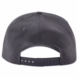 graue Rückseite der Cap mit Snapback zur Größeneinstellung