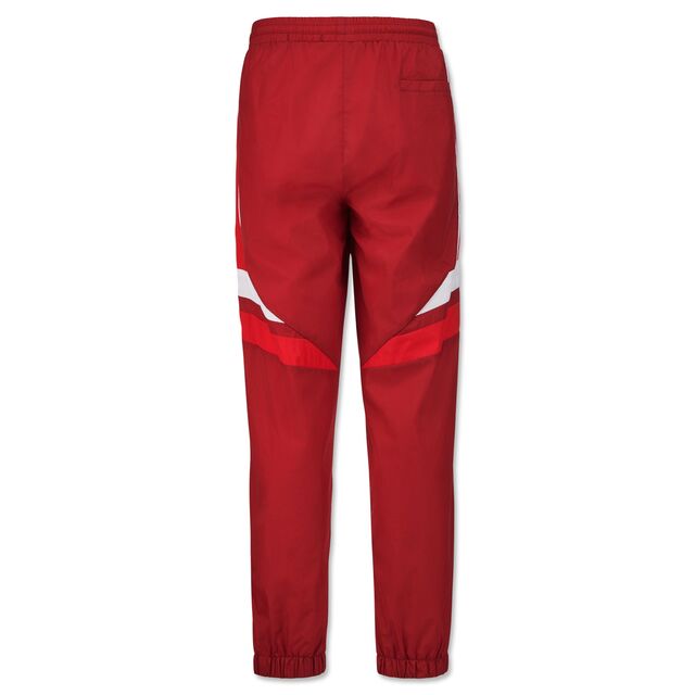 rote Rückseite der Hose im Retro-Stil