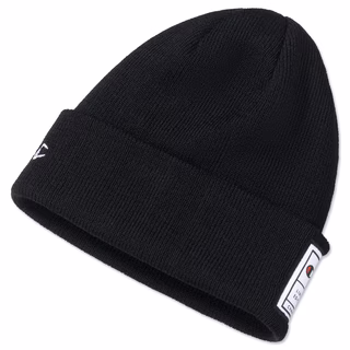 schwarze Beanie mit Champion Logo und Champion x VfB Logo von der Seite