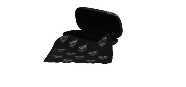 geöffnetes Brillenetui mit schwarzem Brillenputztuch mit vielen VfB Wappen