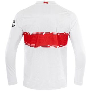 Rückseite des langärmeligen Heimtrikots 25/26 mit rotem Brustring