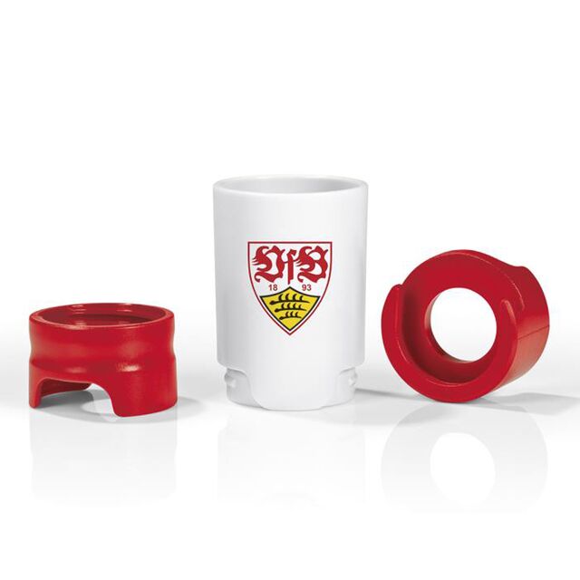 Einzelteile eines Flaschenaufsatzes in Weiß und Rot mit dem VfB Wappen