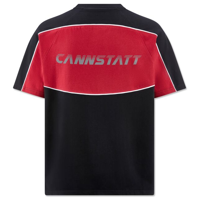 schwarz-rote Rückseite des VfB T-Shirts Boxy Y2K mit Cannstatt Schriftzug im 2000er Look