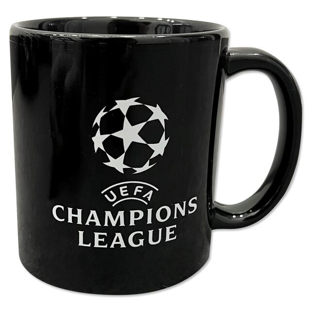 UEFA Champions League Logo auf der schwarzen VfB CL Tasse Monument