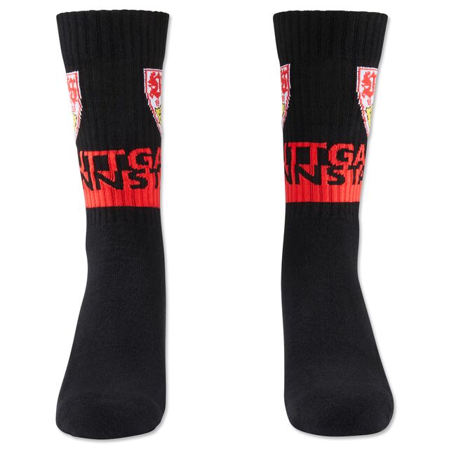 Rückseite der schwarzen Socken mit VfB Wappen und der Aufschrift Stuttgart Bad Cannstatt