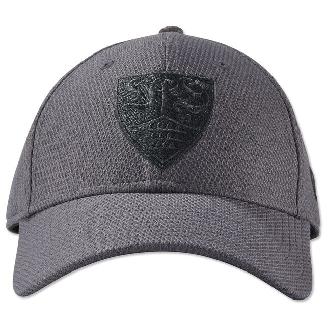 schwarze Kappe mit schwarzem VfB Wappen auf der Vorderseite