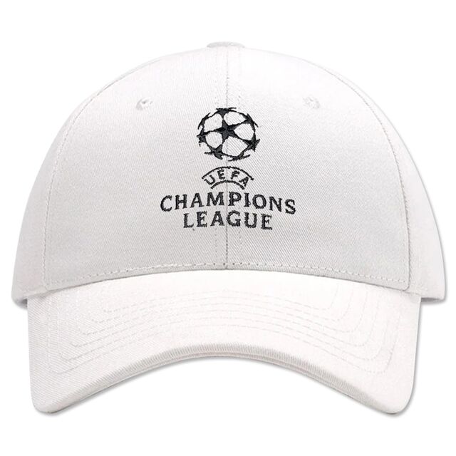 weiße Kappe mit dem Champions League Logo auf der Vorderseite