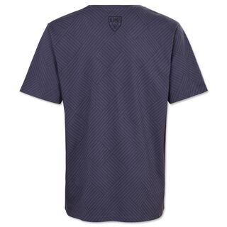 Rückseite des T-Shirts mit VfB Wappen am Kragen 