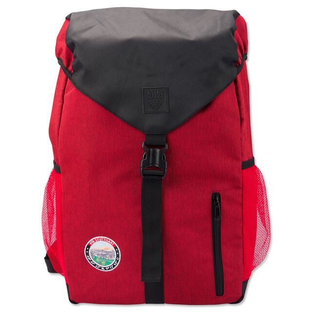 schwarz-roter Rucksack mit den Koordinaten des VfB und kleiner Grafik von Stuttgart