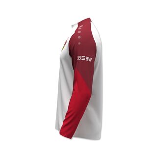 Seitenansicht des weiß-roten Trainingslongsleeves 25/26 mit LBBW auf dem Ärmel