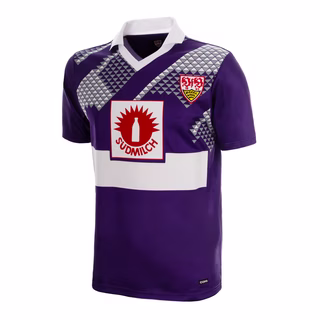 Retro Trikot in lila mit weißem Brustring, Südmilch Logo in der Mitte und weiß-grauen Mustern. Das VfB Wappen befindet sich auf der Brust. Der Hemdkragen ist weiß. 
