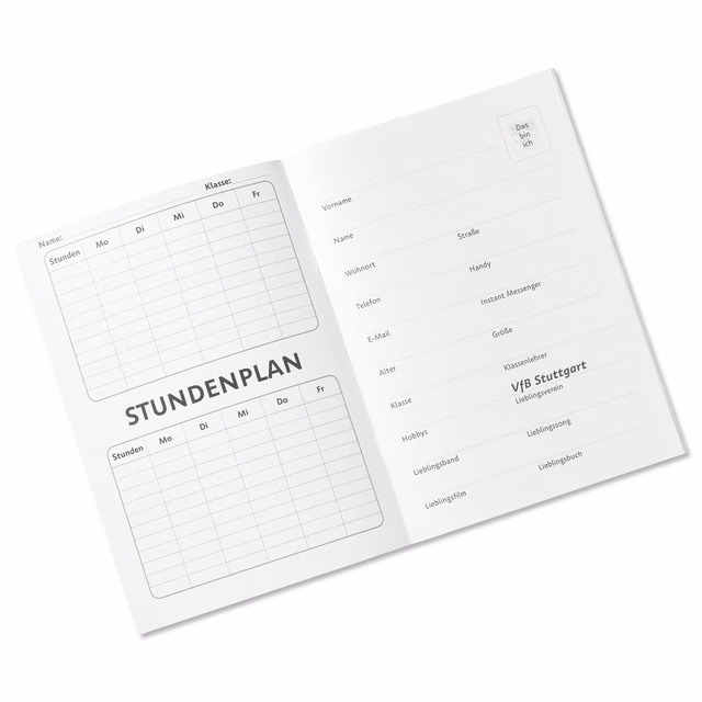 Auggeschlagenes Heft mit Stundenplan und Biographie 