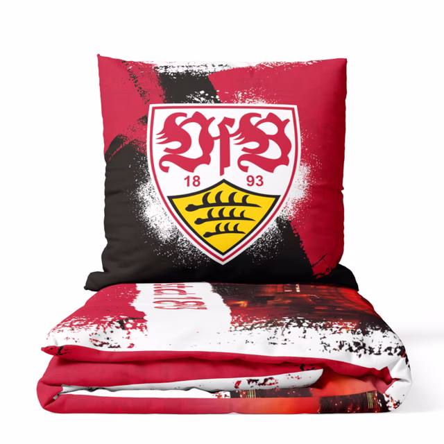 Bettwäsche in Schwarz, Weiß und Rot mit dem Stadion, der Aufschrift Cannstatt 1893 und großem VfB Wappen